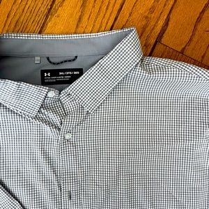 Under Armour men’s dress shirt